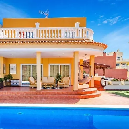 Playa De Fanabe Sleeps 8 Pool Air Con Wifi *