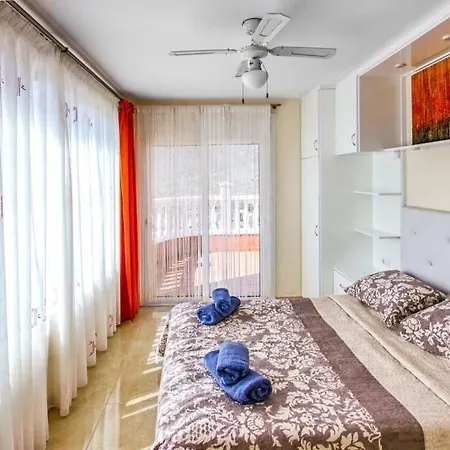 Villa Playa De Fanabe Sleeps 8 Pool Air Con Wifi Costa Adeje (Tenerife)