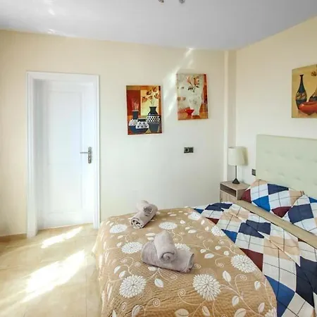 Playa De Fanabe Sleeps 8 Pool Air Con Wifi * Costa Adeje (Tenerife)