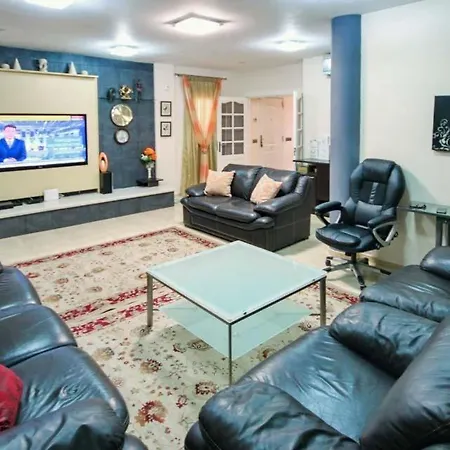 Playa De Fanabe Sleeps 8 Pool Air Con Wifi Villa Costa Adeje (Tenerife)